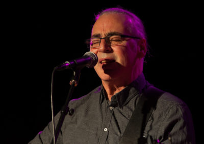 Lindsay Field John Farnham Concert